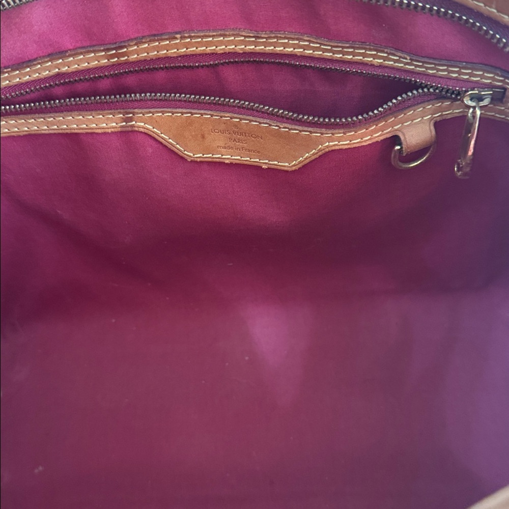 Louis Vuitton Red vernis and Tan Patent Leather Satchel - Picture 14 of 17